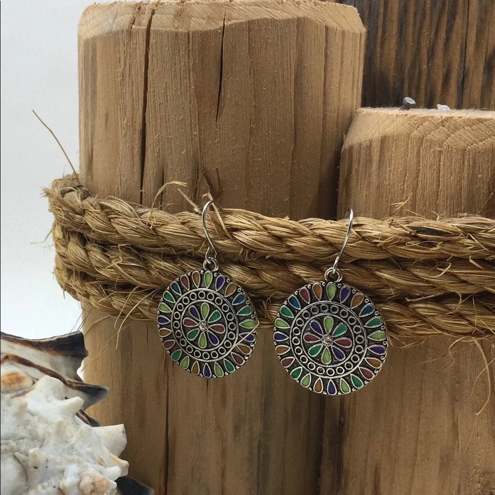 🔴 Multi Color Dangle Earrings - Picture 5 of 7